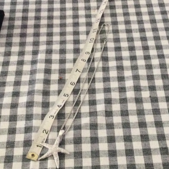 Starfish Necklace - Picture 3 of 3